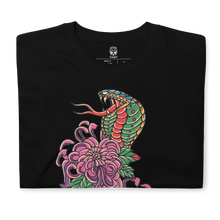 Load image into Gallery viewer, Classic Americana Cobra - Black Tee