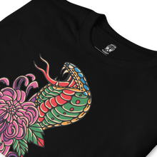 Load image into Gallery viewer, Classic Americana Cobra - Black Tee